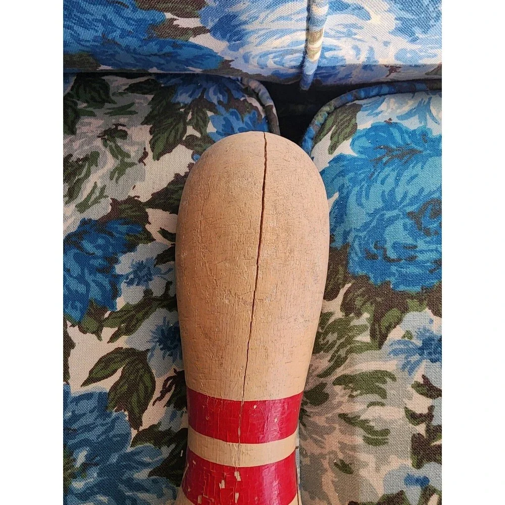 Vintage Wooden Full Size Bowling Pin Red With UnPainted Wood  Shabby Chic - Picture 3 of 7